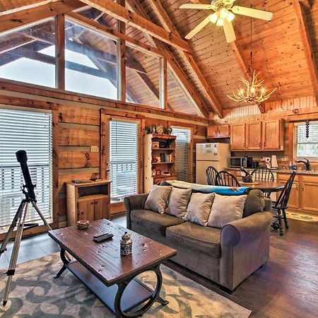 Sevierville Cabin With Private Hot Tub And Fireplace! Экстерьер фото