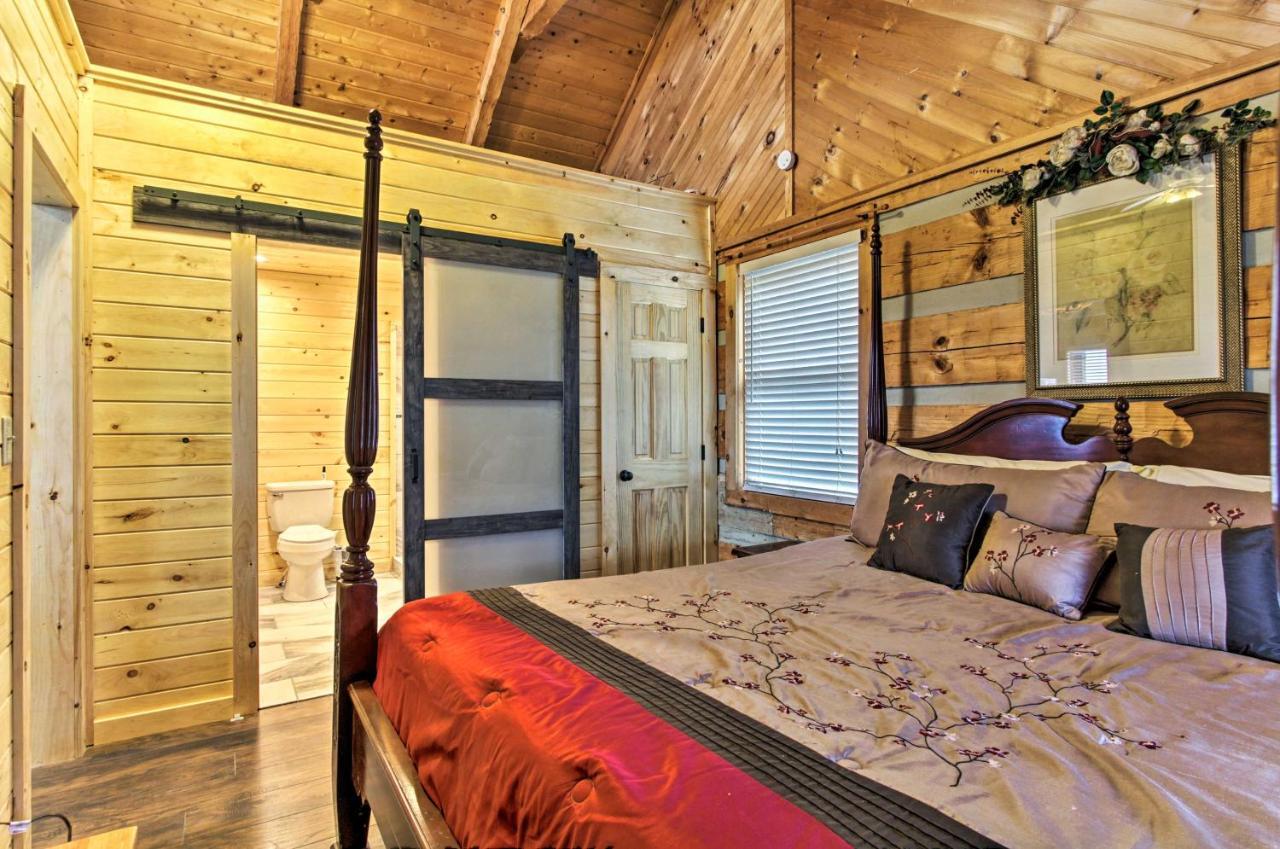 Sevierville Cabin With Private Hot Tub And Fireplace! Экстерьер фото